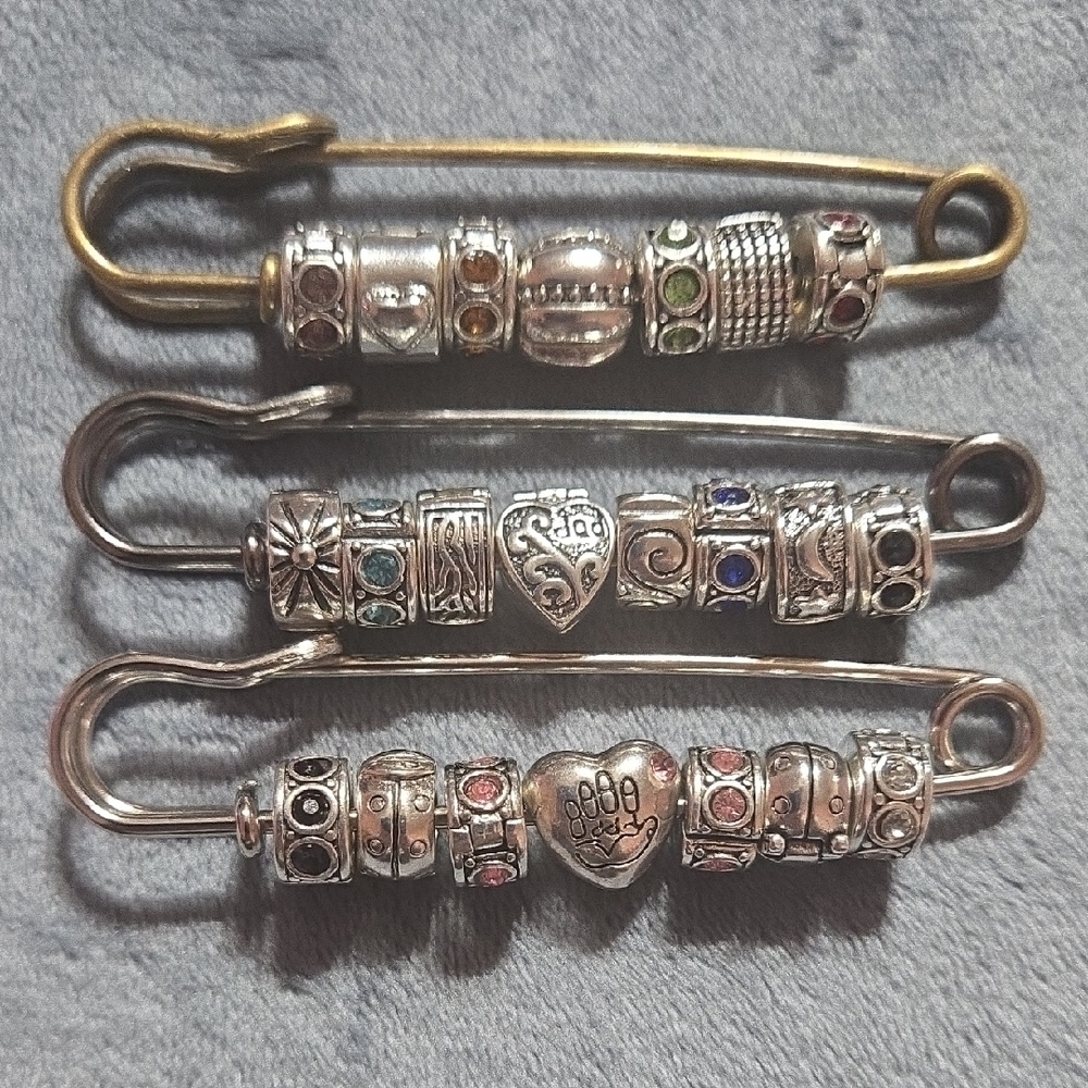 Set of 3 Fashion Safety Pins with Charms